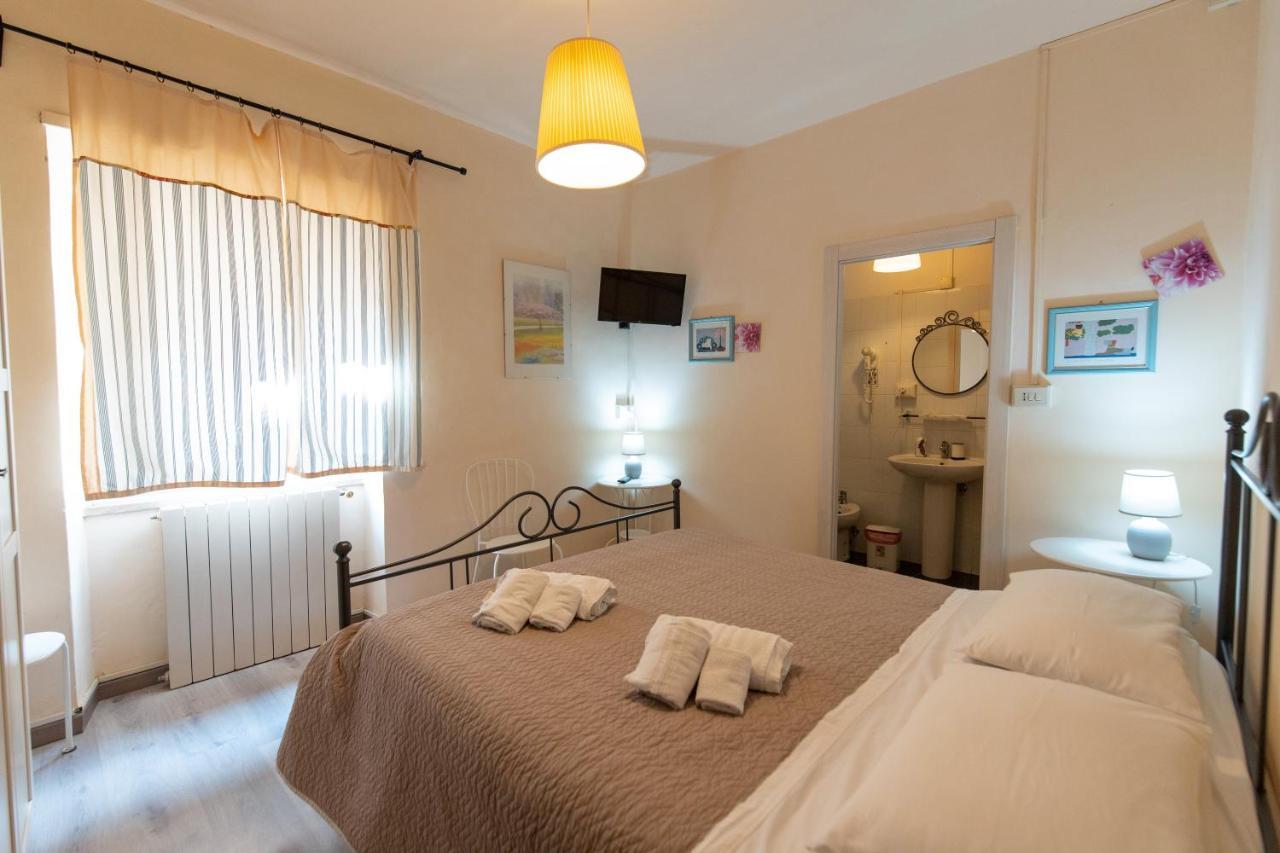 Il Borgo Ristorante Pizzeria Camere Acquapendente Exteriör bild