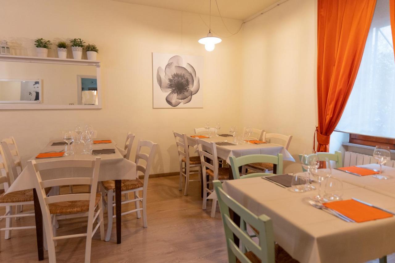 Il Borgo Ristorante Pizzeria Camere Acquapendente Exteriör bild